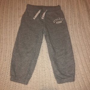 Bundle of 4 sweatpants for toddler boy 3T